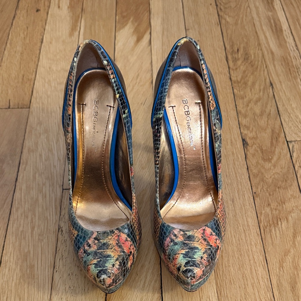 BCBGeneration Black and Multicolor Platform Heels - image 2